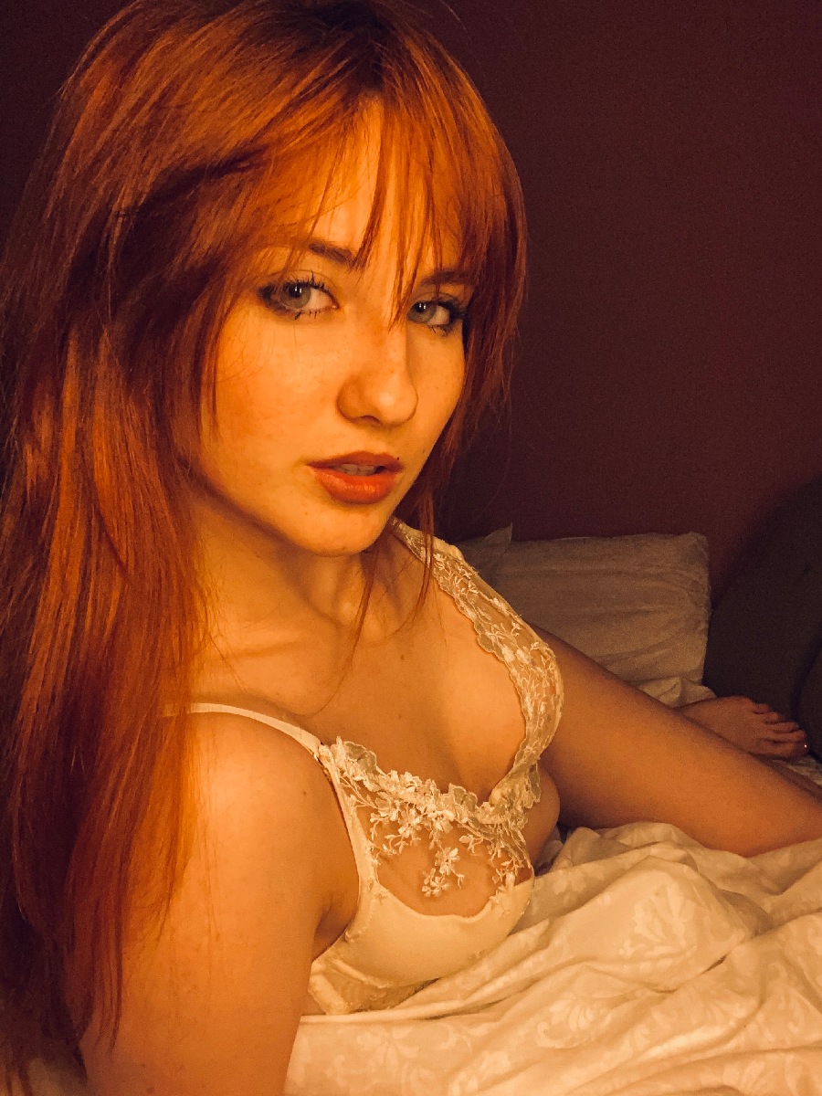 A playful frame from Nata — online in Bucharest