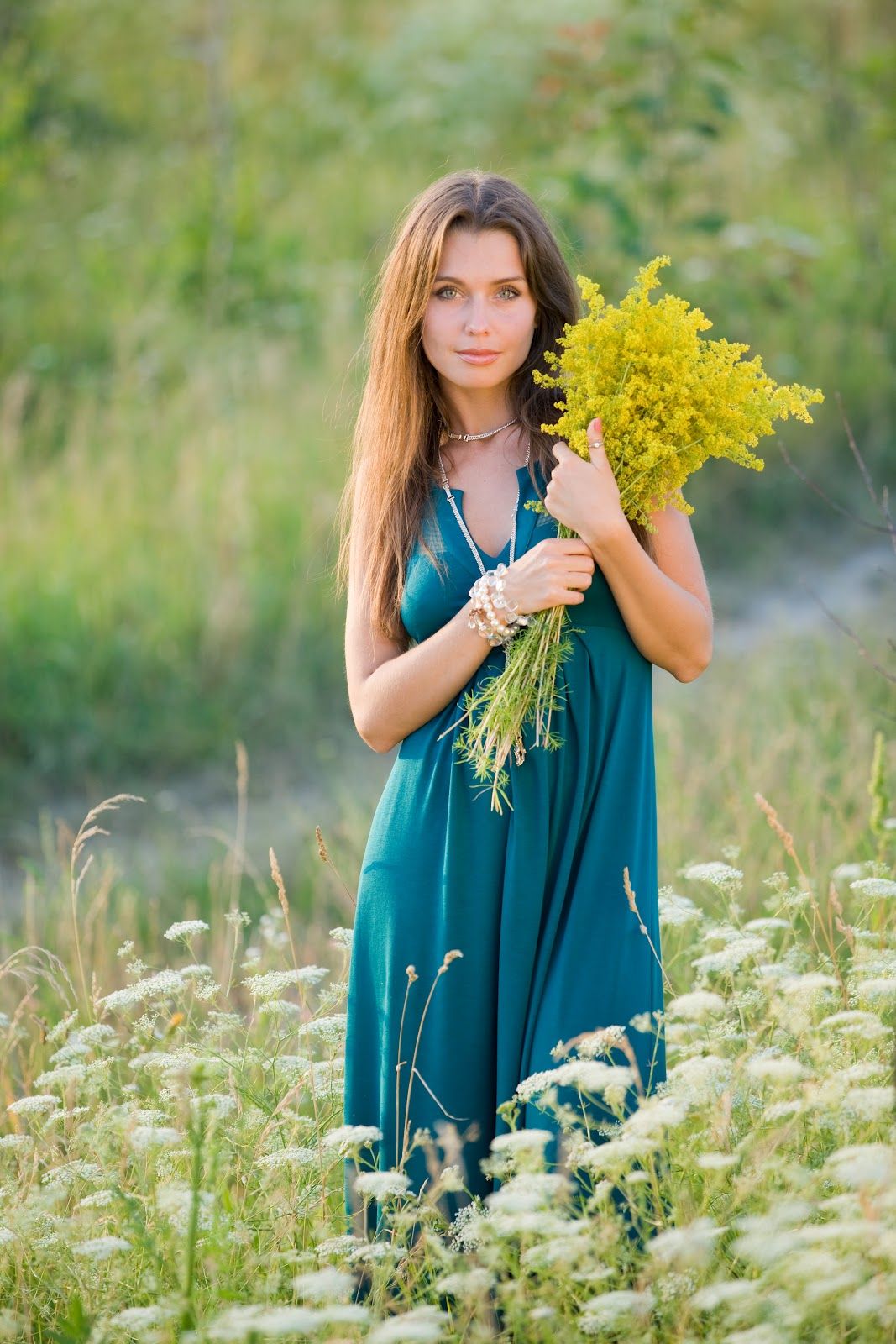 Slavic women in Bucharest