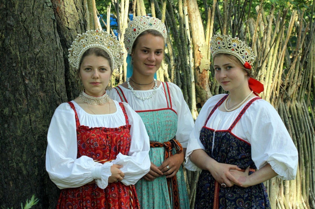 Sexy model Girls in Slavic costumes in Bucharest