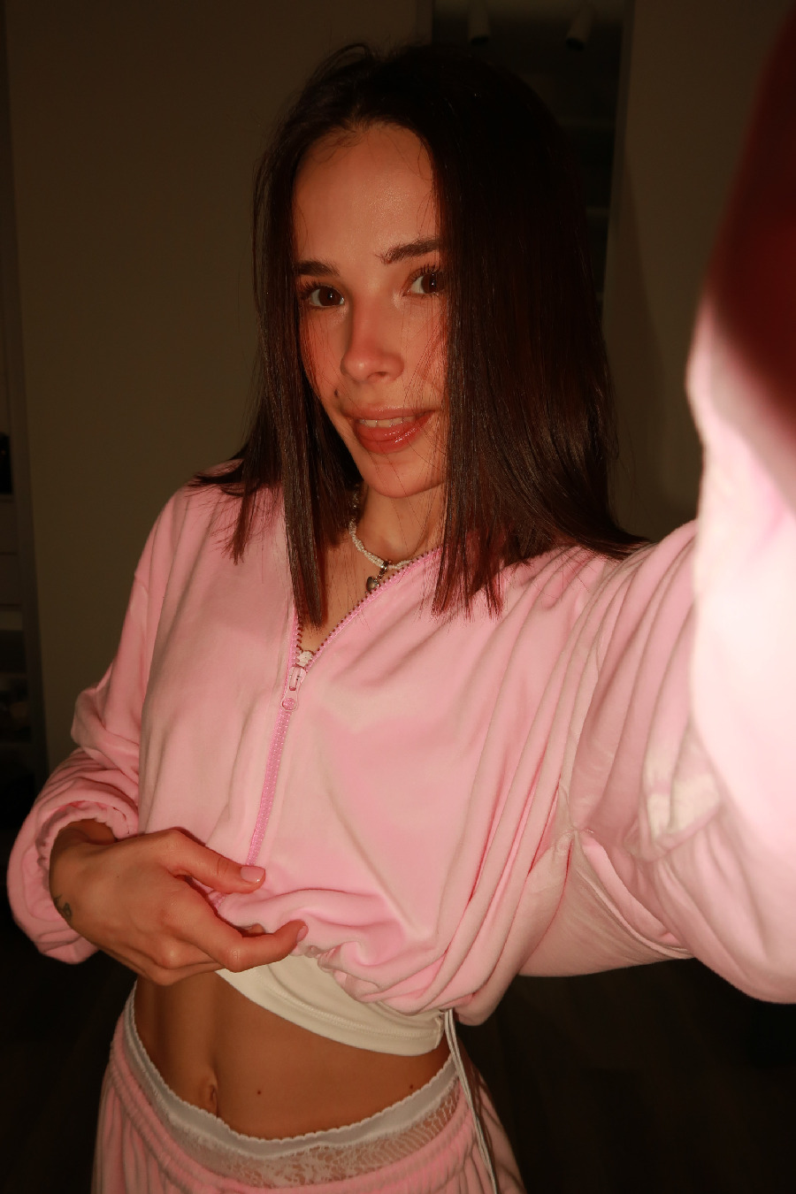 Tina brings the glow — live moments in Bucharest